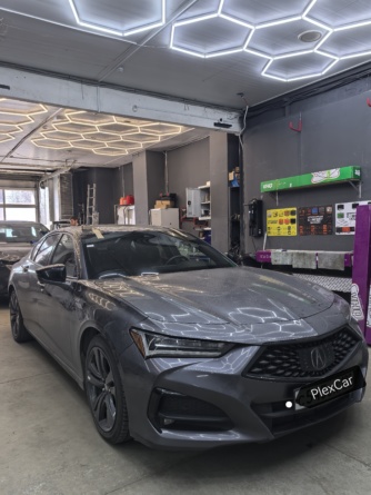 zamena-lobovogo-stekla-acura-tlx.jpg