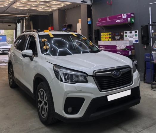 Замена лобового стекла Subaru Forester 2019- с обогревом щеток и датчиком дождя под ключ 33900 рублей