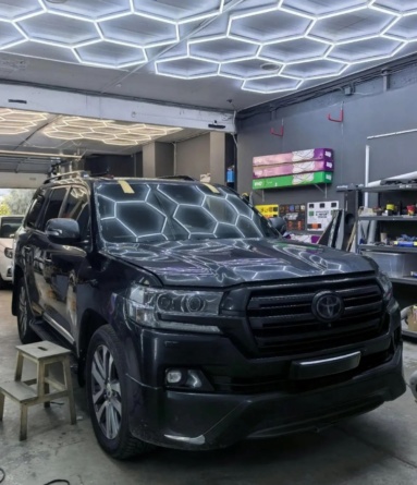 замена лобового стекла Toyota land cruiser J200
